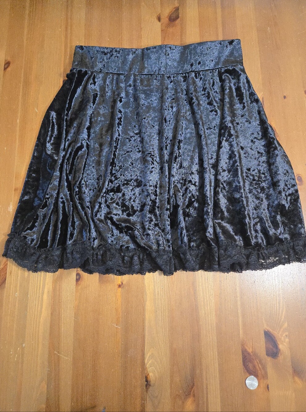 Killstar Black Crushed Velvet  Lace-Trim Nadia Skater Skirt Size L ✨️See Note✨️